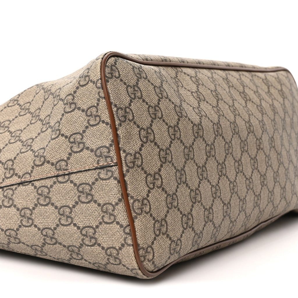 Soft GG Supreme Monogram Medium Crossbody Tote Beige Cuir